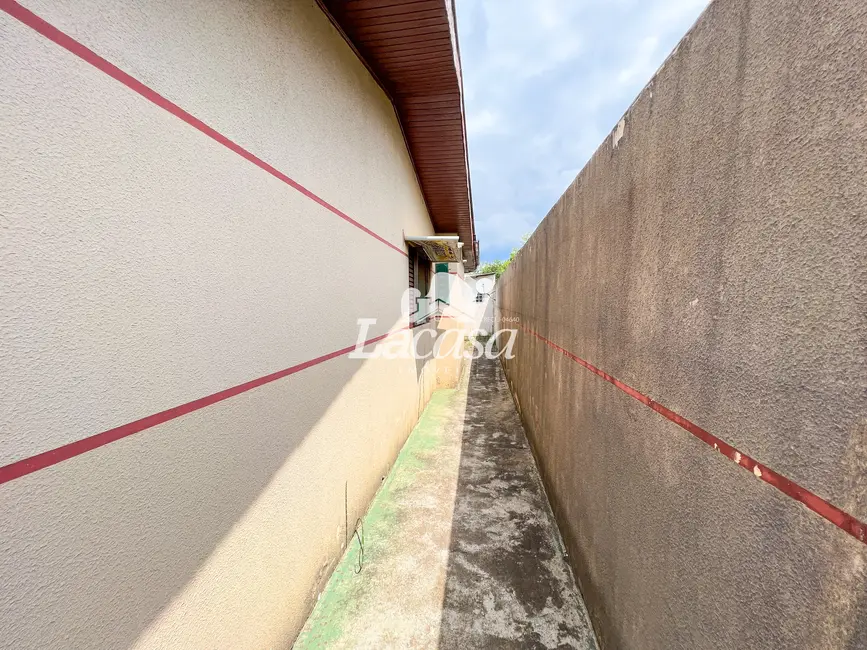 Foto 6 de Casa com 3 quartos à venda, 190m2 em Batel, Guarapuava - PR