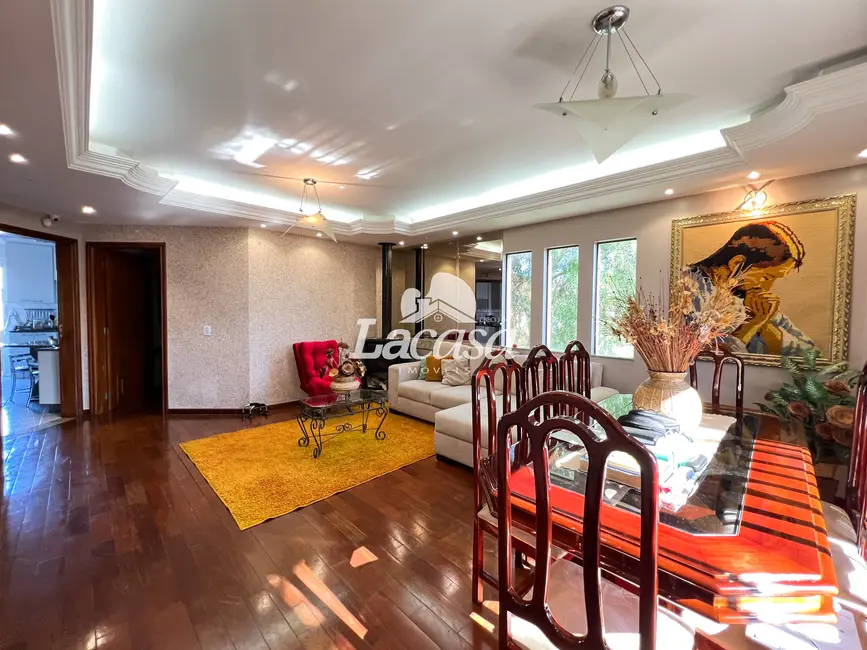 Foto 7 de Sobrado com 4 quartos à venda, 400m2 em Centro, Guarapuava - PR