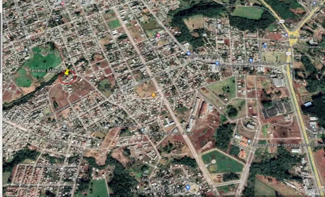 Foto 1 de Terreno / Lote à venda, 300m2 em Centro, Laranjeiras Do Sul - PR