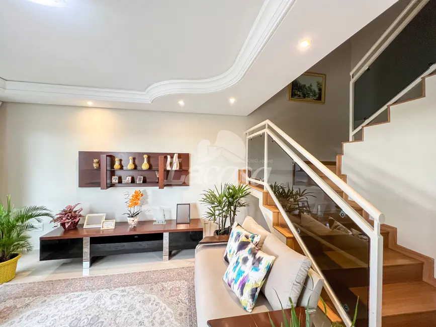 Foto 7 de Sobrado com 4 quartos à venda, 242m2 em Alto da XV, Guarapuava - PR