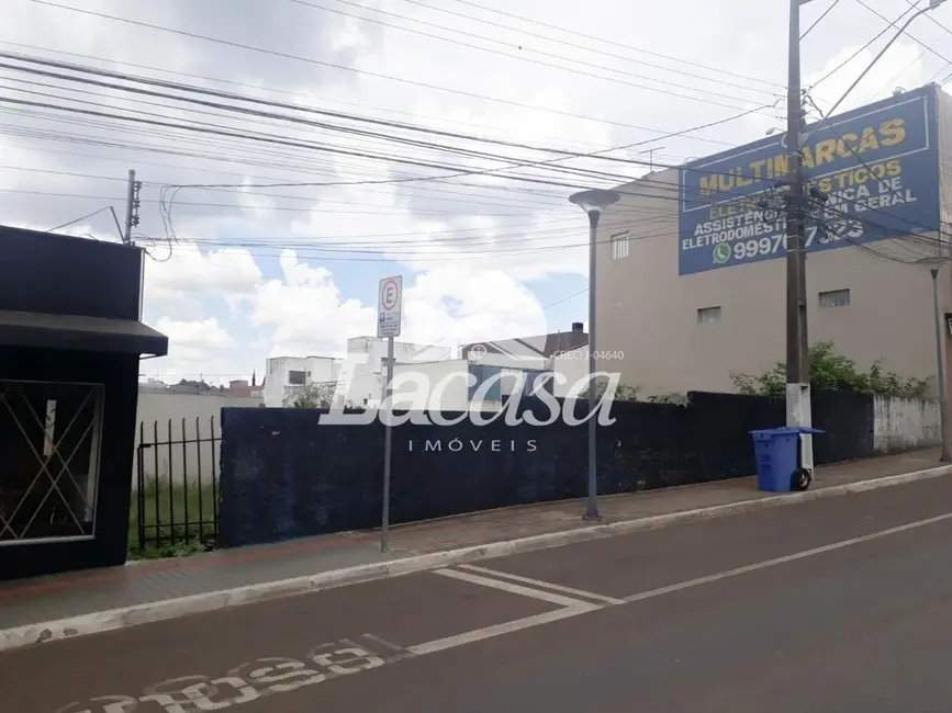 Foto 2 de Terreno / Lote para alugar, 600m2 em Centro, Guarapuava - PR