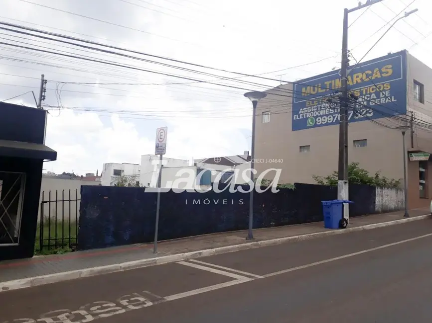 Foto 1 de Terreno / Lote para alugar, 600m2 em Centro, Guarapuava - PR