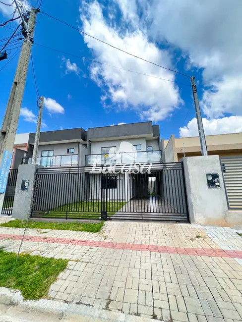 Foto 1 de Sobrado com 3 quartos à venda, 113m2 em Dos Estados, Guarapuava - PR