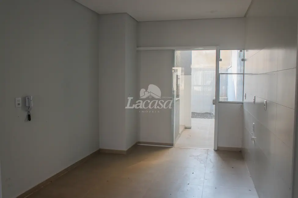 Foto 8 de Casa com 3 quartos à venda, 99m2 em Boqueirão, Guarapuava - PR