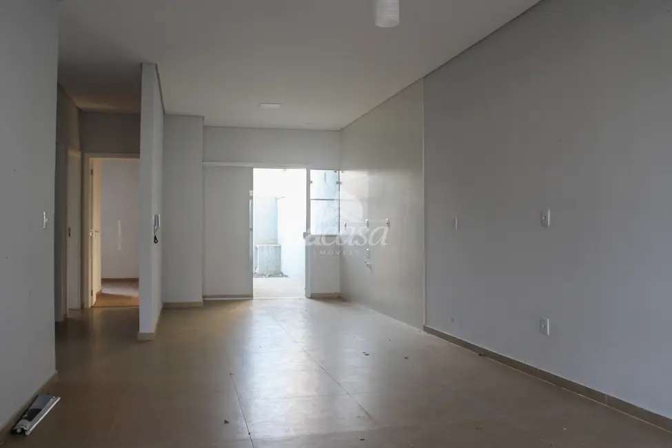 Foto 6 de Casa com 3 quartos à venda, 99m2 em Boqueirão, Guarapuava - PR