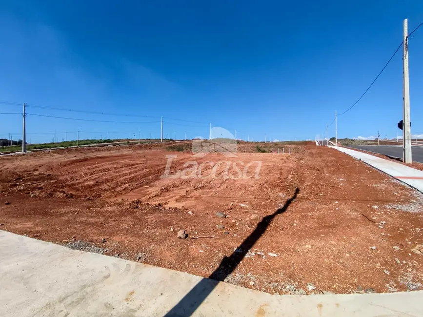 Foto 2 de Terreno / Lote à venda, 270m2 em Industrial, Guarapuava - PR