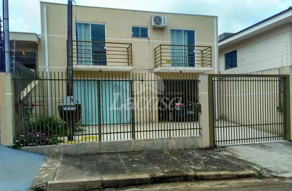 Foto 4 de Sobrado com 3 quartos à venda, 190m2 em Dos Estados, Guarapuava - PR