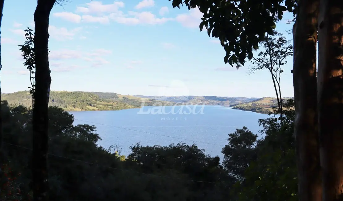 Foto 2 de Terreno / Lote à venda, 600m2 em Mangueirinha - PR