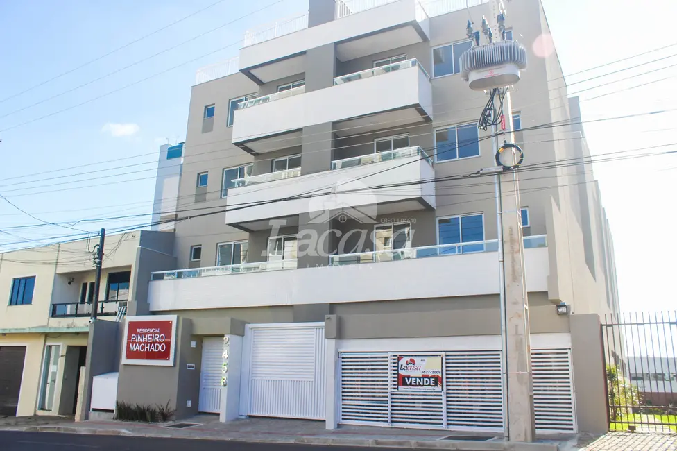Foto 2 de Apartamento com 2 quartos à venda, 66m2 em Centro, Guarapuava - PR