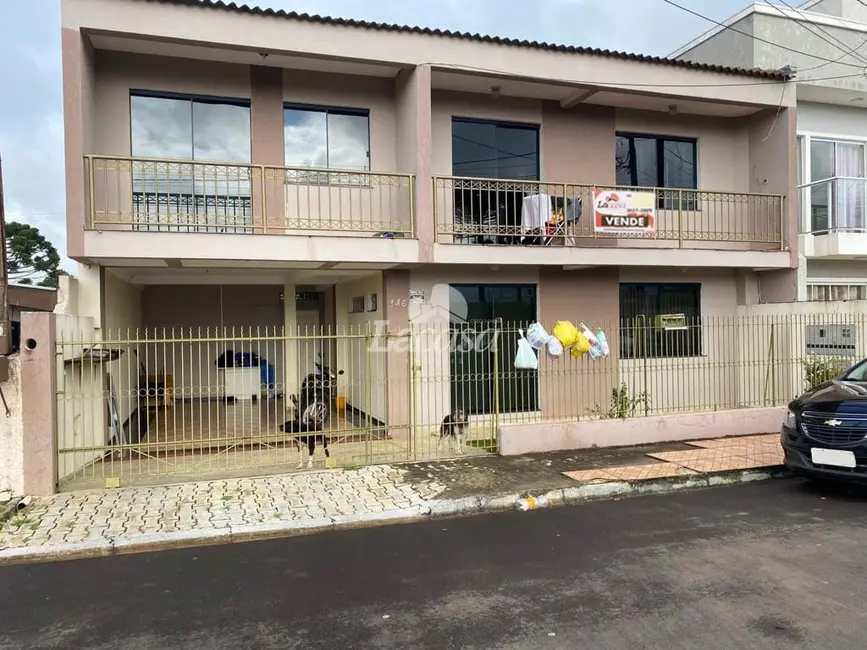 Foto 2 de Sobrado com 3 quartos à venda, 240m2 em Santana, Guarapuava - PR
