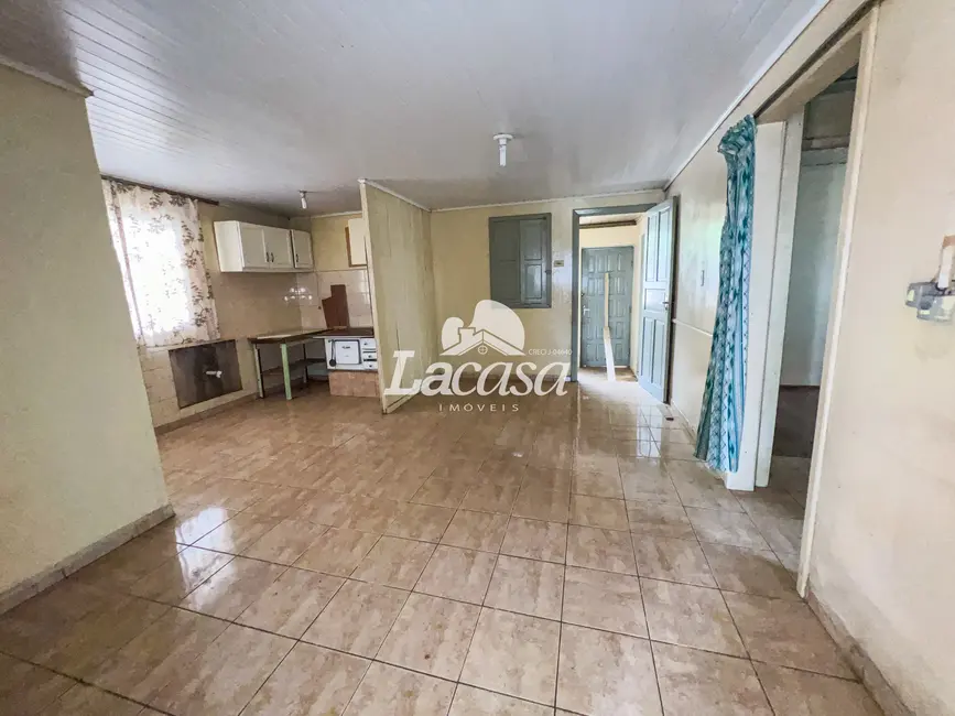 Foto 8 de Casa com 4 quartos à venda, 150m2 em Santa Cruz, Guarapuava - PR