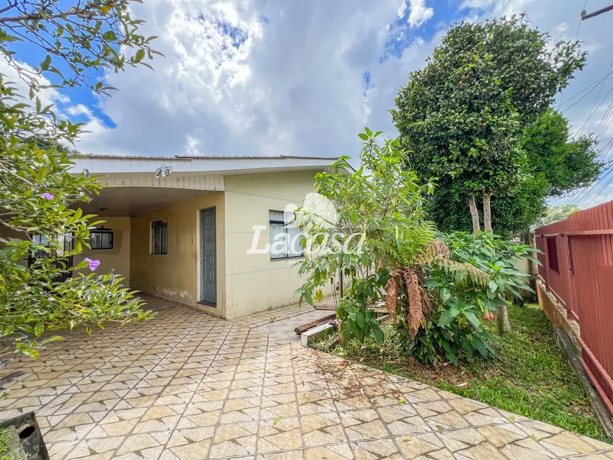 Foto 2 de Casa com 4 quartos à venda, 150m2 em Santa Cruz, Guarapuava - PR