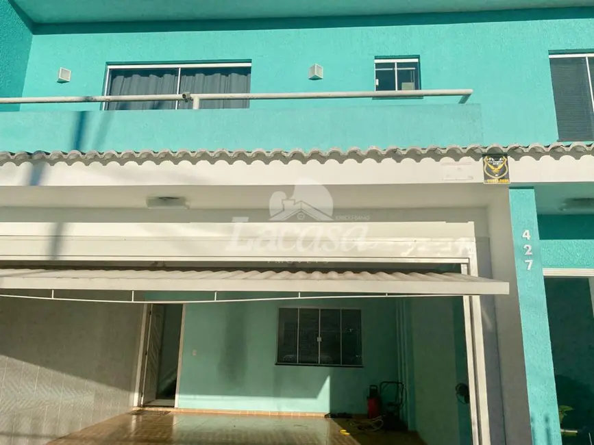 Foto 3 de Sobrado com 3 quartos à venda, 190m2 em Alto da XV, Guarapuava - PR