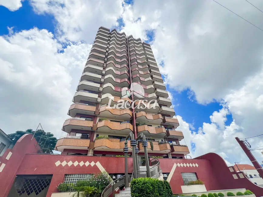 Foto 1 de Apartamento com 4 quartos à venda, 235m2 em Centro, Guarapuava - PR