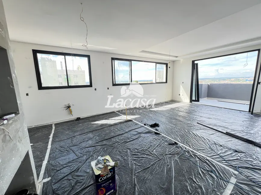 Foto 2 de Apartamento com 3 quartos à venda, 153m2 em Centro, Guarapuava - PR