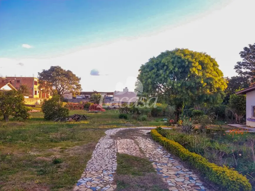 Foto 1 de Terreno / Lote à venda, 3680m2 em Santana, Guarapuava - PR