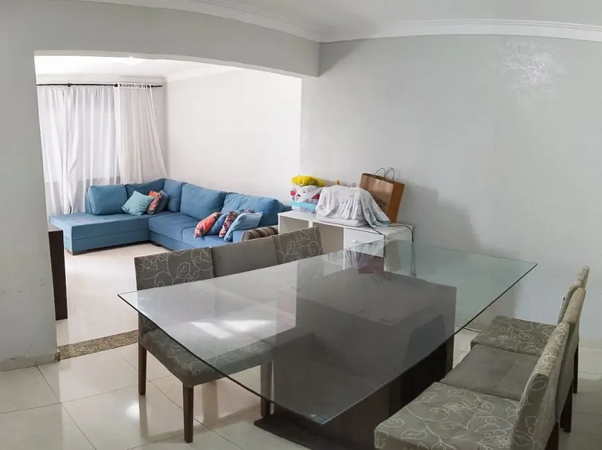 Foto 5 de Sobrado com 3 quartos à venda, 200m2 em Santana, Guarapuava - PR