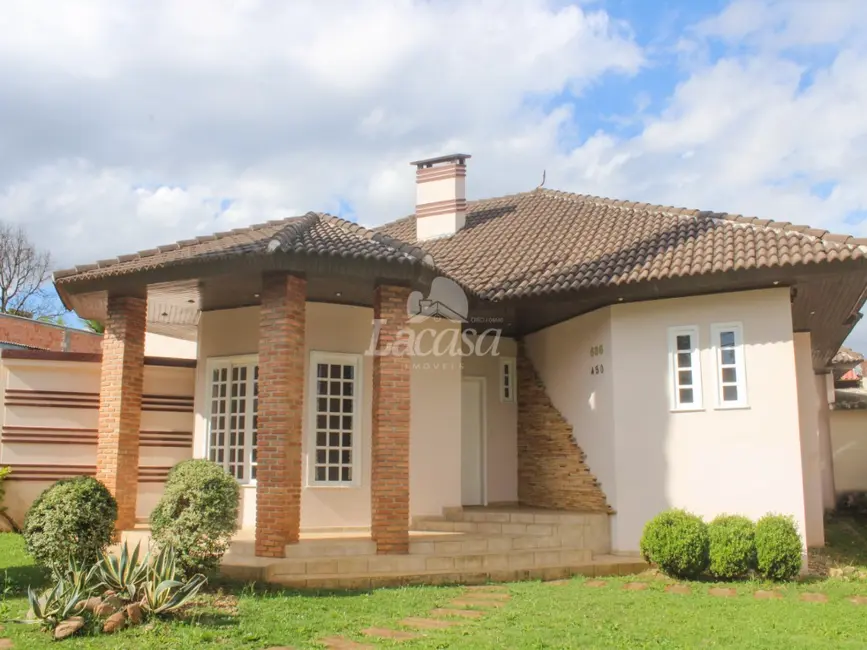 Foto 2 de Casa com 1 quarto à venda, 310m2 em Santana, Guarapuava - PR