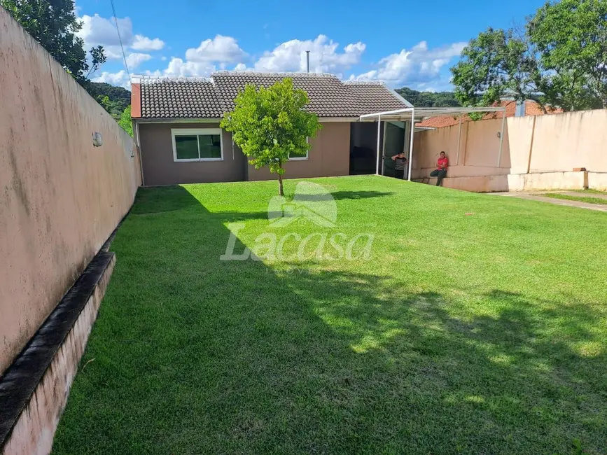 Foto 1 de Casa com 2 quartos à venda, 70m2 em Centro, Clevelandia - PR