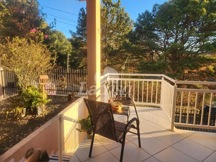 Foto 6 de Casa com 3 quartos à venda, 110m2 em Santa Cruz, Guarapuava - PR