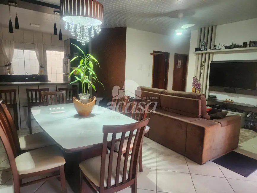 Foto 9 de Casa com 3 quartos à venda, 110m2 em Santa Cruz, Guarapuava - PR