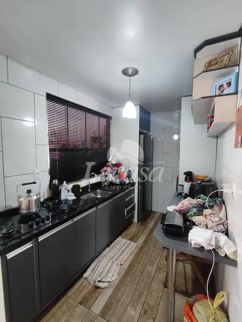 Foto 5 de Casa com 3 quartos à venda, 90m2 em Santana, Guarapuava - PR