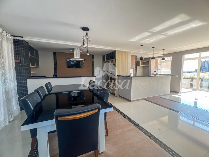 Foto 9 de Sobrado com 3 quartos à venda e para alugar, 261m2 em Batel, Guarapuava - PR