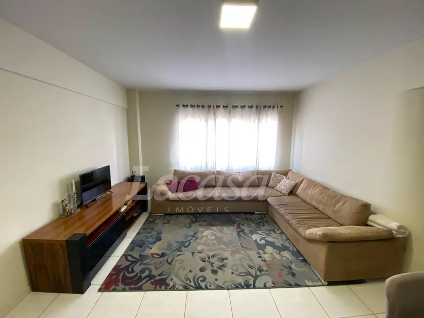 Foto 1 de Apartamento com 3 quartos à venda, 105m2 em Centro, Guarapuava - PR