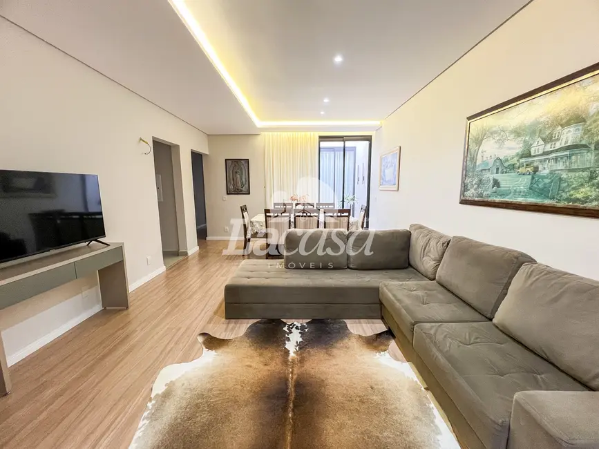 Foto 8 de Casa com 3 quartos à venda, 215m2 em São Cristóvão, Guarapuava - PR