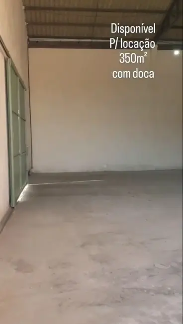 Foto 3 de Armazém / Galpão para alugar, 350m2 em Boqueirão,  - PR