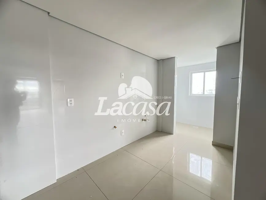 Foto 6 de Apartamento com 2 quartos à venda, 78m2 em Santana, Guarapuava - PR