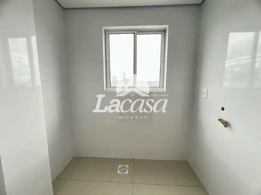 Foto 6 de Apartamento com 2 quartos à venda, 78m2 em Santana, Guarapuava - PR