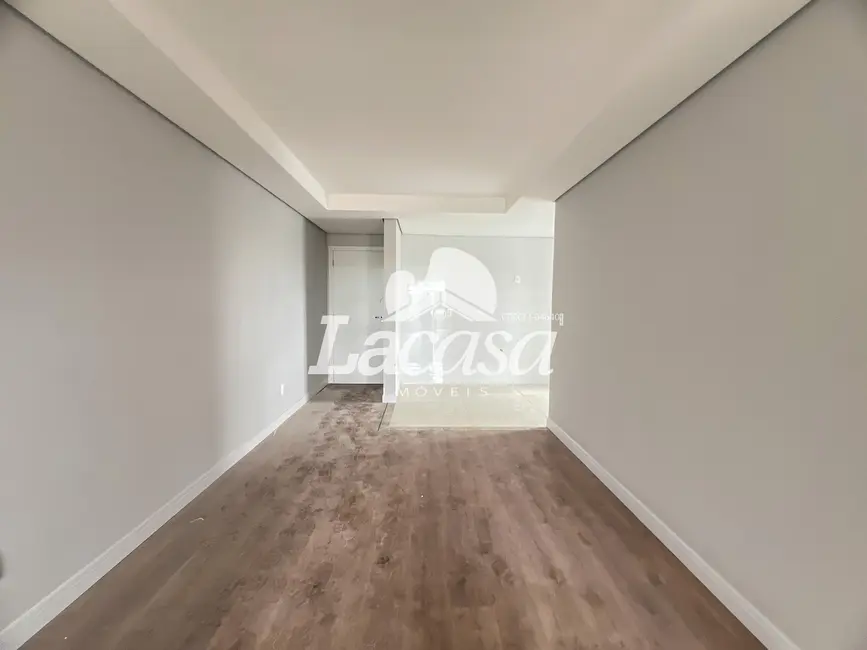 Foto 4 de Apartamento com 2 quartos à venda, 78m2 em Santana, Guarapuava - PR