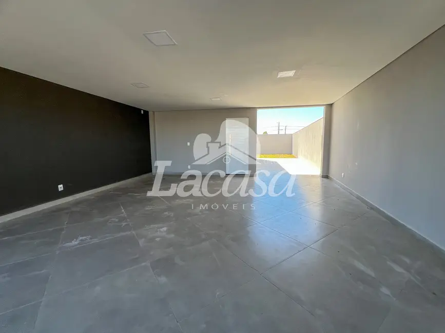 Foto 5 de Sobrado com 4 quartos à venda, 219m2 em Guarapuava - PR