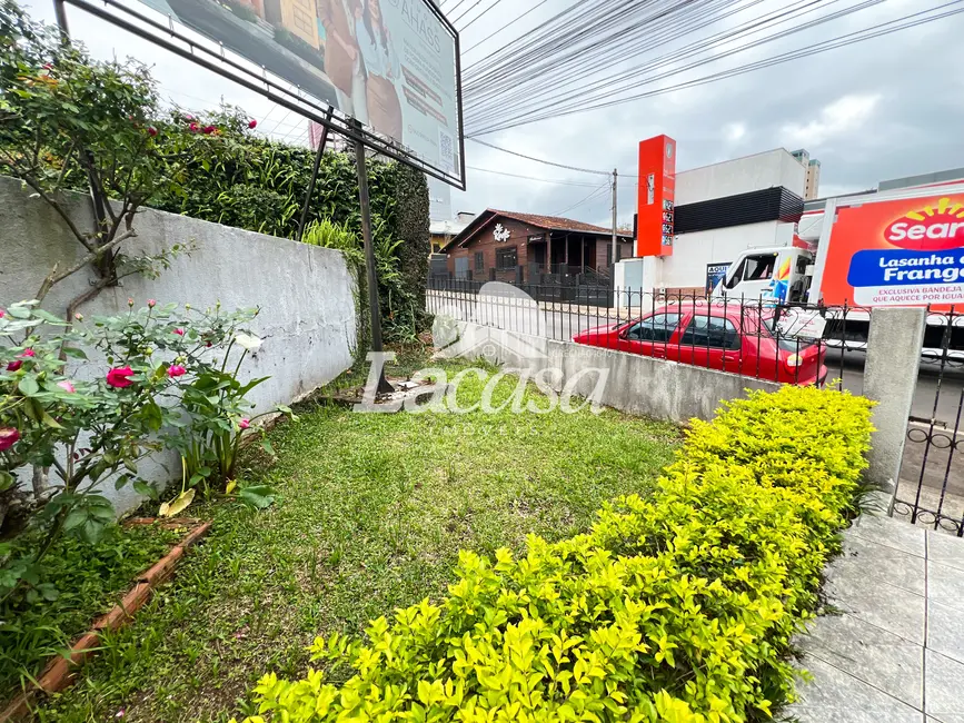 Foto 8 de Sala Comercial com 4 quartos para alugar, 322m2 em Centro, Guarapuava - PR
