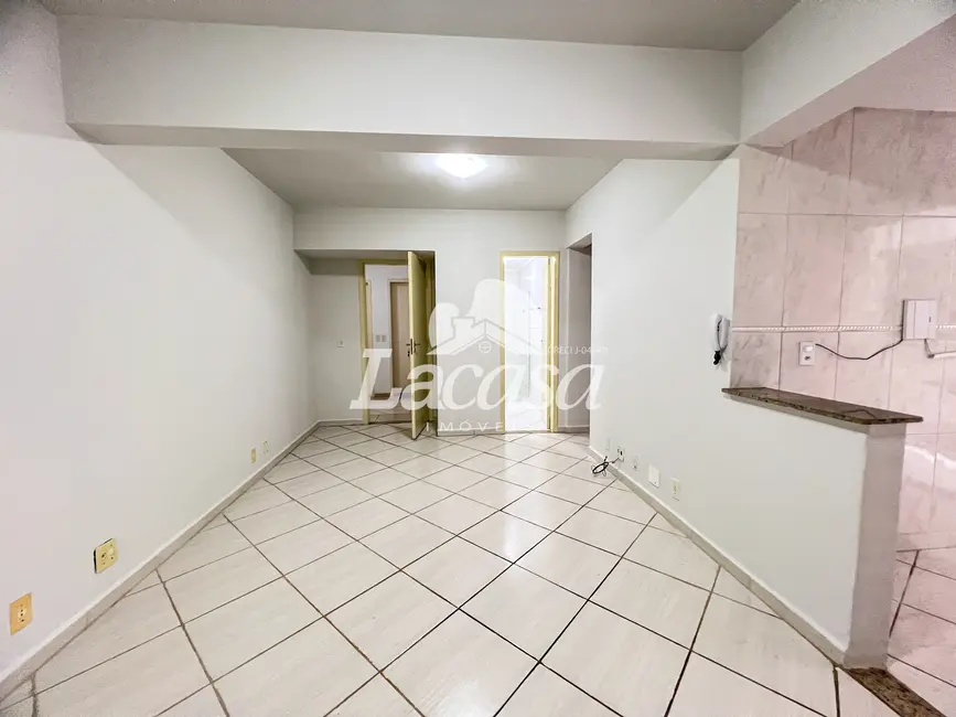 Foto 8 de Apartamento com 2 quartos à venda, 58m2 em Trianon, Guarapuava - PR