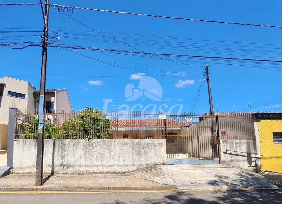 Foto 1 de Casa com 3 quartos à venda, 114m2 em Santana, Guarapuava - PR