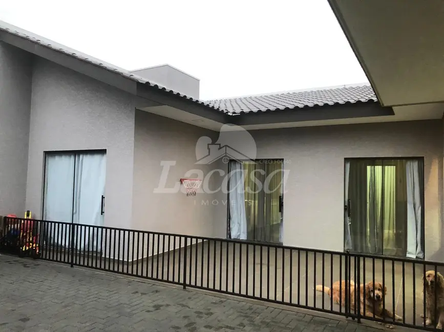 Foto 1 de Casa com 3 quartos à venda, 100m2 em Santana, Guarapuava - PR