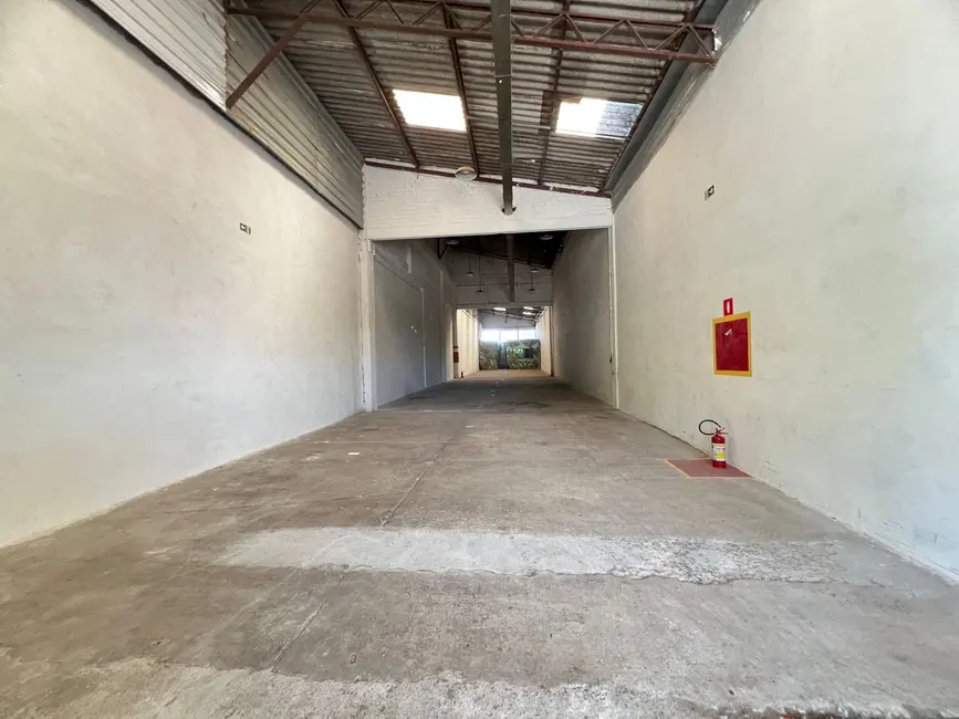 Foto 1 de Sala Comercial para alugar, 290m2 em Boqueirão, Guarapuava - PR