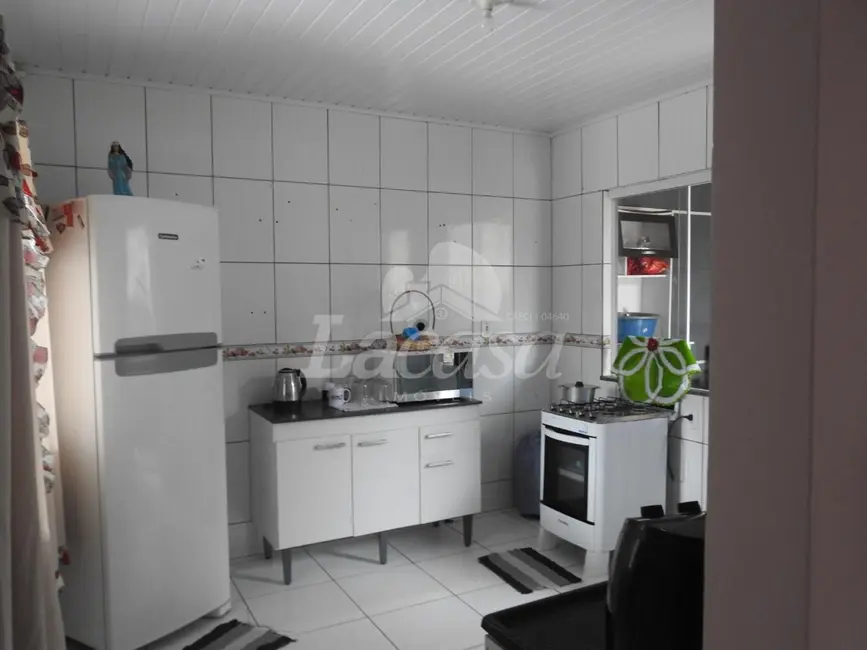 Foto 9 de Casa com 2 quartos à venda, 61m2 em Boqueirão, Guarapuava - PR