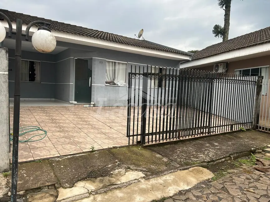 Foto 2 de Casa com 2 quartos à venda, 61m2 em Boqueirão, Guarapuava - PR