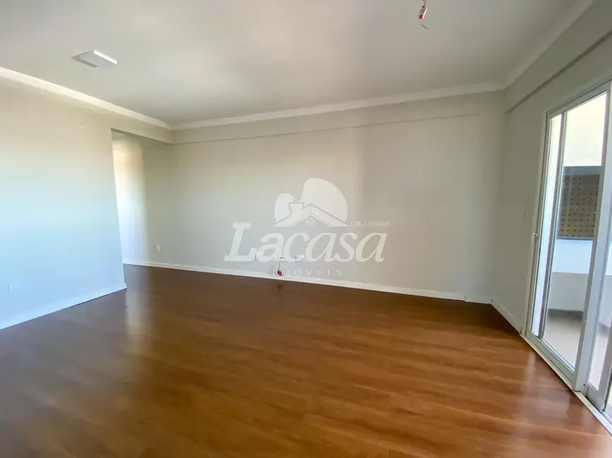 Foto 3 de Apartamento com 2 quartos à venda, 91m2 em Centro, Guarapuava - PR