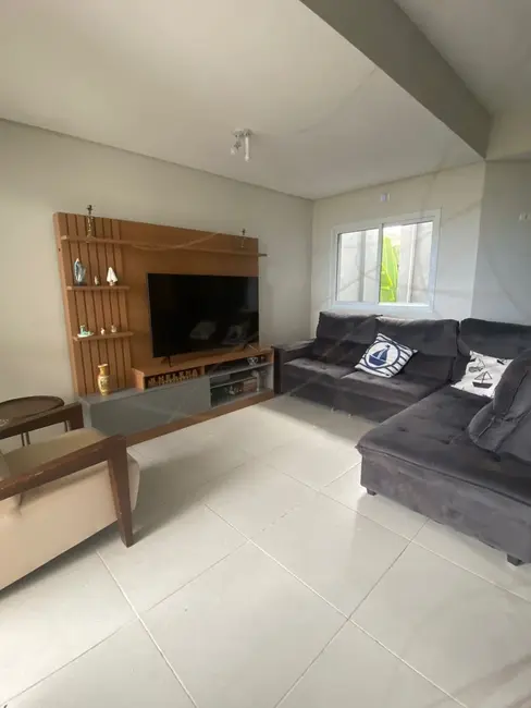 Apartamento com 5 quartos à venda, 228m2 em Guaratuba - PR - imagem 7 Foto 7 de Apartamento com 5 quartos à venda, 228m2 em Guaratuba - PR