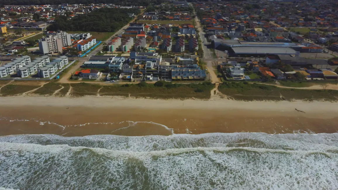 Apartamento com 5 quartos à venda, 228m2 em Guaratuba - PR - imagem 4 Foto 4 de Apartamento com 5 quartos à venda, 228m2 em Guaratuba - PR