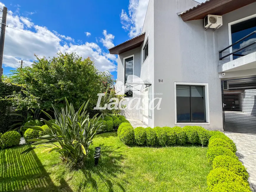 Foto 3 de Sobrado com 2 quartos à venda, 204m2 em Santana, Guarapuava - PR