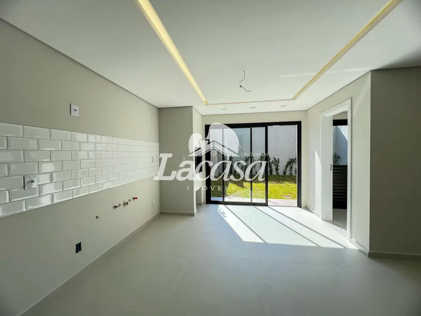 Foto 9 de Sobrado à venda, 156m2 em Boqueirão, Guarapuava - PR