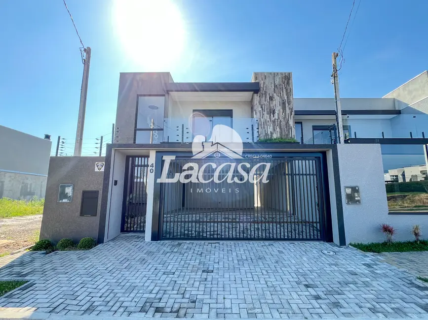 Foto 2 de Sobrado à venda, 156m2 em Boqueirão, Guarapuava - PR