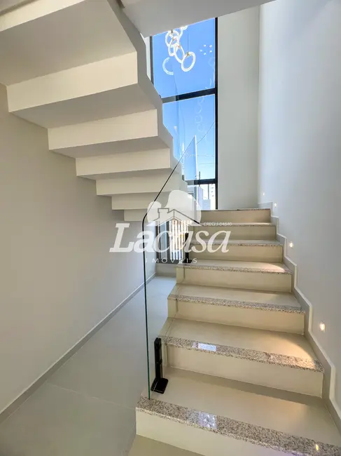 Foto 14 de Sobrado à venda, 156m2 em Boqueirão, Guarapuava - PR