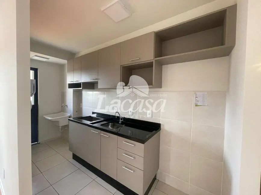 Foto 4 de Apartamento com 3 quartos à venda, 67m2 em Guarapuava - PR