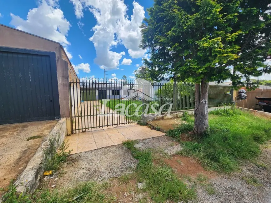 Foto 2 de Casa com 4 quartos à venda, 114m2 em Conradinho, Guarapuava - PR